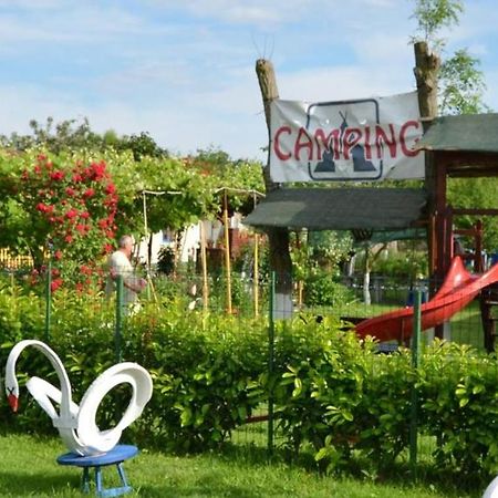 Camping Casuta Mihaela Crisan  Luaran gambar