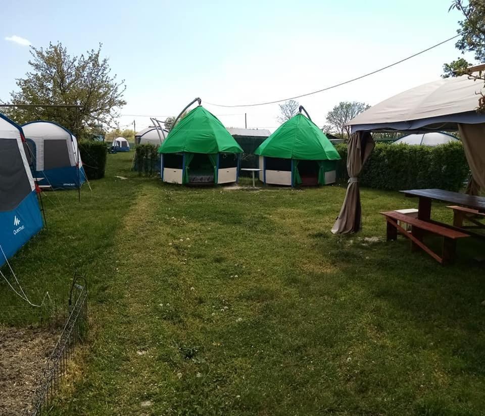 Camping Casuta Mihaela Crisan  Luaran gambar